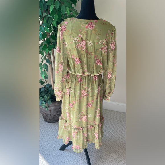 Floral midi dress - Picture 3 of 8